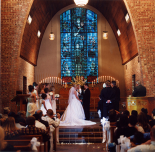 A Wedding in the Little Chapel-in-the-Woods