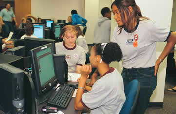 Students in the MCL MegaLab