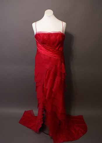 Anita Perry's gown, a floor length red gown with red lace.